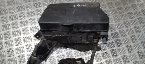 Toyota Auris 150 Fuse box set 7233R0A1
