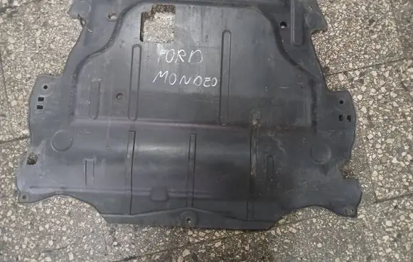 Ford Mondeo MK II Engine splash shield/under tray