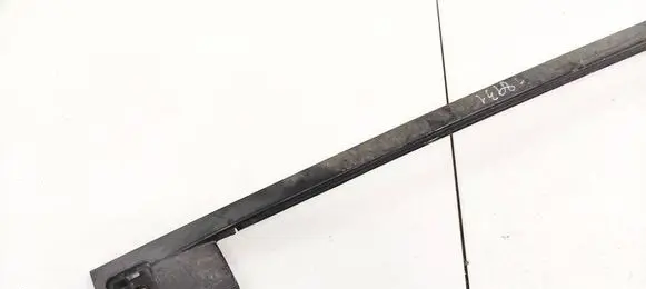 Honda CR-V Windshield trim 