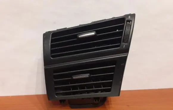 BMW X5 E70 Dashboard air vent grill cover trim 9227768 144821