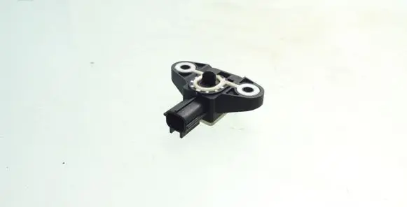 Volkswagen PASSAT B6 Airbag deployment crash/impact sensor 13090303