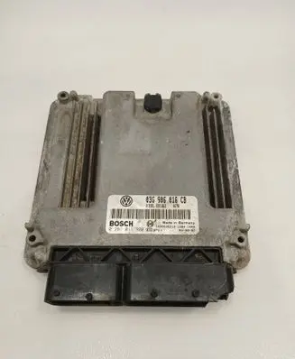 Volkswagen Golf V Engine control unit/module 03G906016CB 1039S06216 0281011900