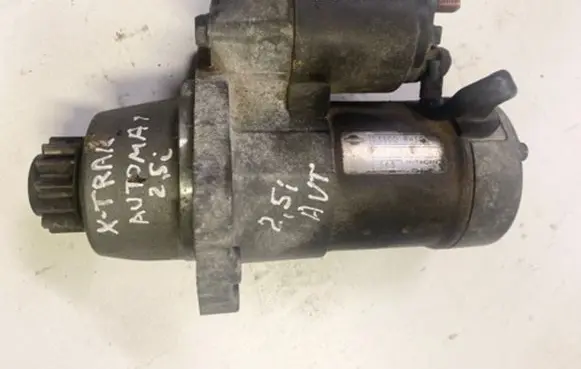 Nissan X-Trail T30 Starter motor 233008H300 S114844
