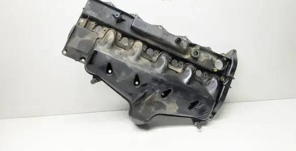 Volvo V70 Rocker cam cover 30743312 30743259