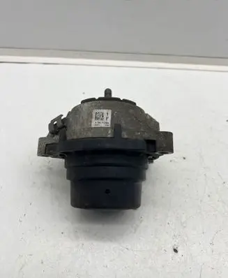 BMW X3 F25 Engine mount bracket 6785713 080411