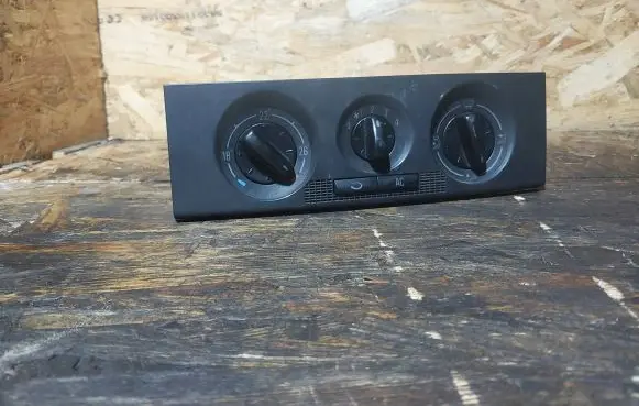 Skoda Fabia Mk1 (6Y) Climate control unit 6Y0820045C G7872 901511760010