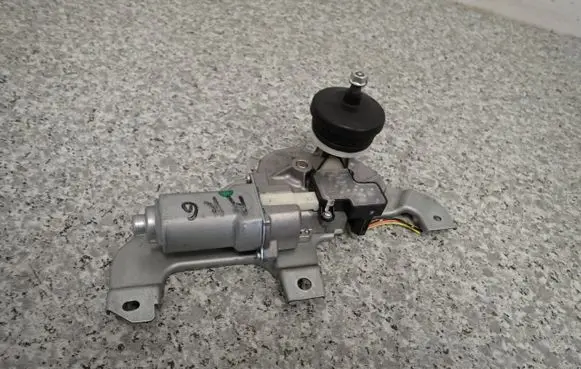 Suzuki Swift Cultus Wiper motor 