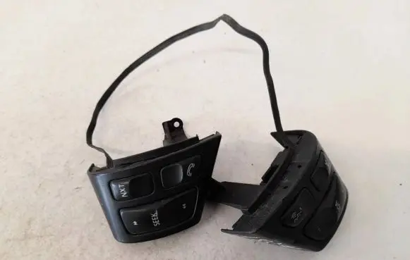 Saab 9-3 Ver2 Steering wheel buttons/switches 