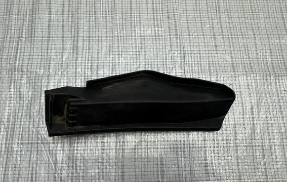 KIA Sportage Fender mounting bracket 84179R2000