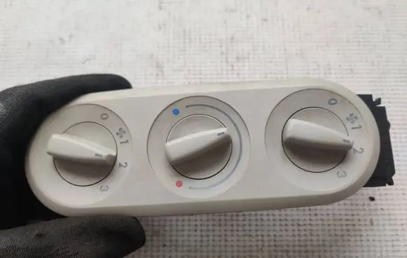 Volkswagen Transporter - Caravelle T4 Climate control unit 7D0919158A 901511490000