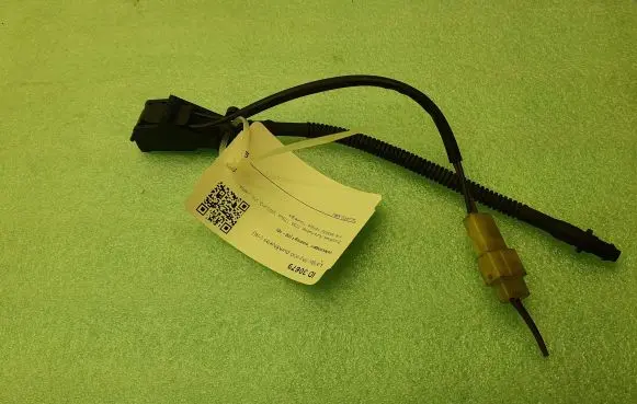 Volkswagen Touareg I Windshield washer spray nozzle 6E095598