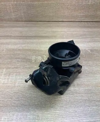 Ford Focus Throttle body valve XS4U9E927BC XS4UBF