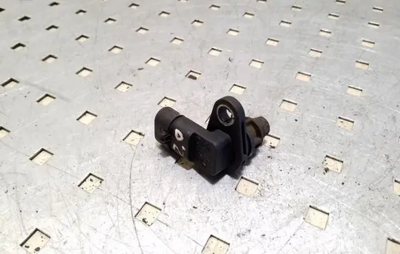 Opel Insignia A Camshaft position sensor 55201876