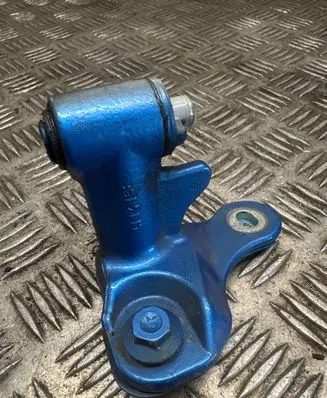 Mercedes-Benz A W176 Front door lower hinge 