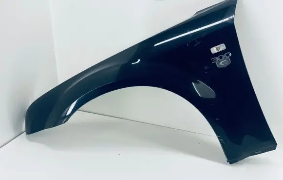 Chrysler 300 - 300C Fender