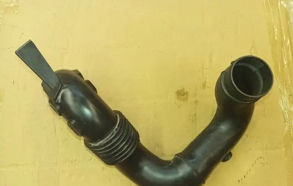 Renault Master III Air intake duct part 165554107R