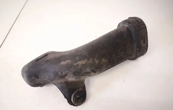 Audi A3 S3 8L Air intake hose/pipe 8l0129604b