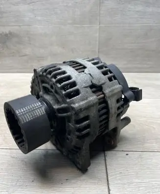 Volkswagen Transporter - Caravelle T5 Generator/alternator 070903024B 0121715004 14V180A