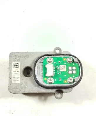 Mercedes-Benz C W205 LED ballast control module P130867