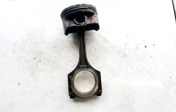 Hyundai Sonata Piston with connecting rod