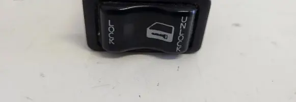 Nissan Primera Central locking switch button 
