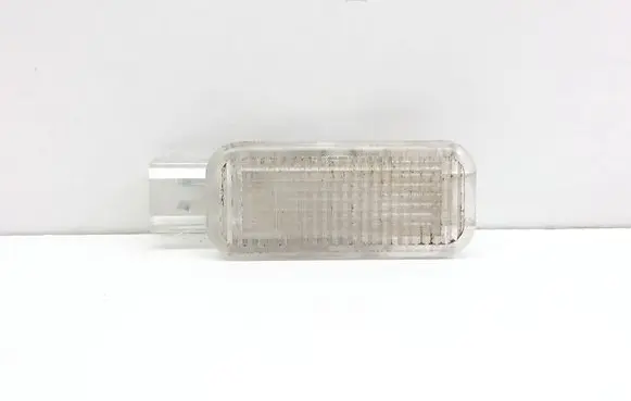Volkswagen PASSAT B5 Other interior light 094741