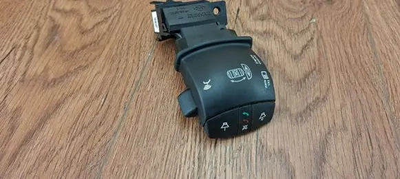 Multifunctional control switch/knob