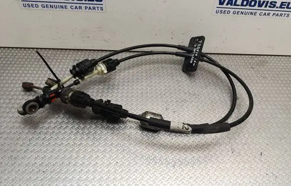 Gear shift cable linkage