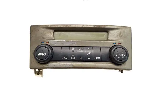 Renault Laguna II Climate control unit 8200181132A HCS17C22 52485201
