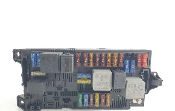 Mercedes-Benz E W211 SAM control unit 2115454301