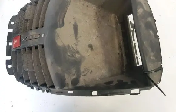 Peugeot 207 Dash center air vent grill 9333