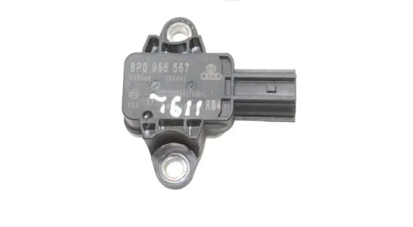 Audi TT TTS Mk2 Airbag deployment crash/impact sensor 8P0955557