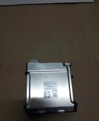 Toyota RAV 4 (XA40) Front grill