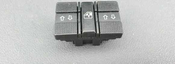 Volkswagen PASSAT B4 Electric window control switch 3A0959855