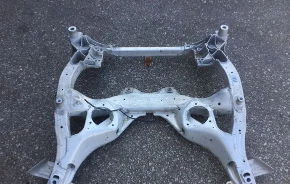 BMW 5 F10 F11 Front subframe 31116796692 6796692 560325852