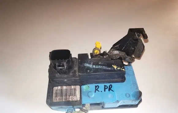Volvo S80 Front door lock