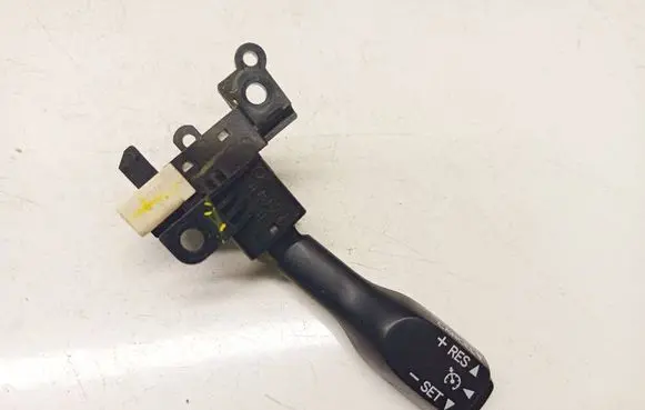Toyota Corolla Verso AR10 Cruise control stalk 18a174