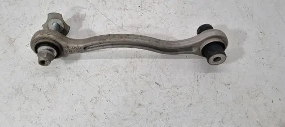 Mercedes-Benz C W205 Rear control arm 20402 A20402