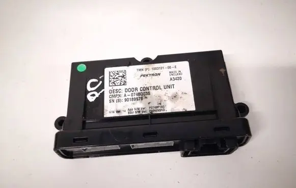 Tesla Model S Door control unit/module 100310100E