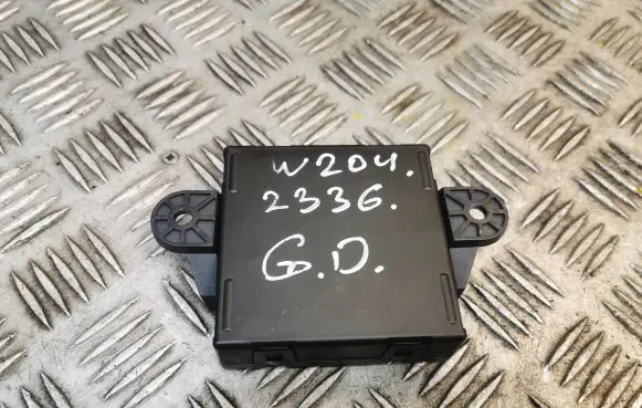 Mercedes-Benz C W204 Door control unit/module 2048702626 A2048702626