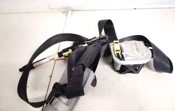 Honda Civic Front seatbelt 81850smge010m4 81850-smg-e010-m4