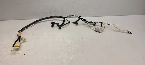Toyota Avensis T250 Tailgate/trunk wiring harness 8218505081 11814