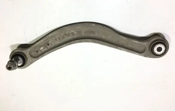 Mercedes-Benz C AMG W205 Rear control arm A20407