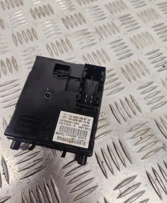 Mercedes-Benz C W205 Other control units/modules A0009008718