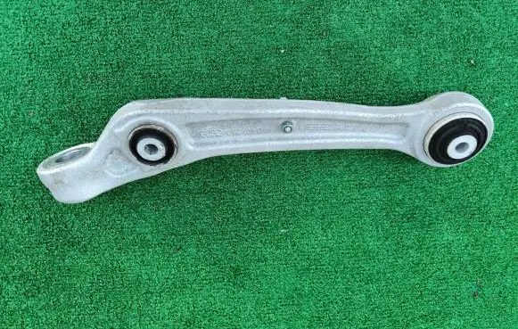 Audi A8 S8 D4 4H Front control arm 4H0407155A 7H0407131
