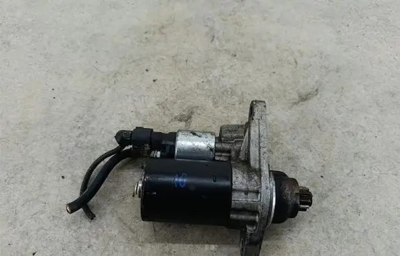Volkswagen Jetta V Starter motor 02T911023R