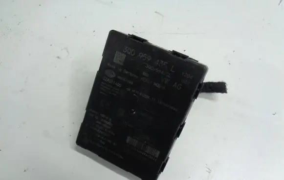 Keyless (KESSY) go control unit/module
