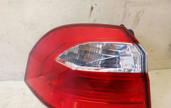 KIA Rio Rear/tail lights 924011W2L