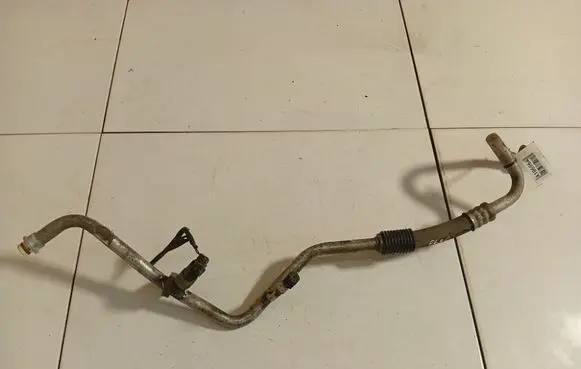 Ford Focus C-MAX Air conditioning (A/C) pipe/hose