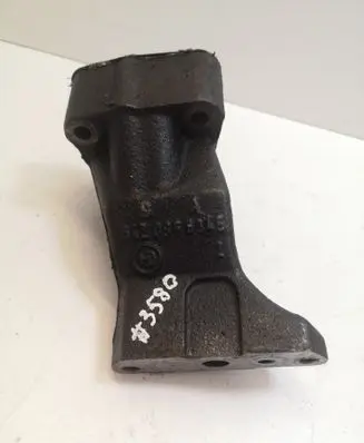 Mercedes-Benz E W211 Engine mounting bracket 6420960345